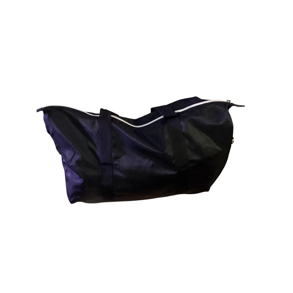Victoria's Secret Fashion Show London 2014 Black‎ Heart Logo Duffle Bag - Picture 4 of 4